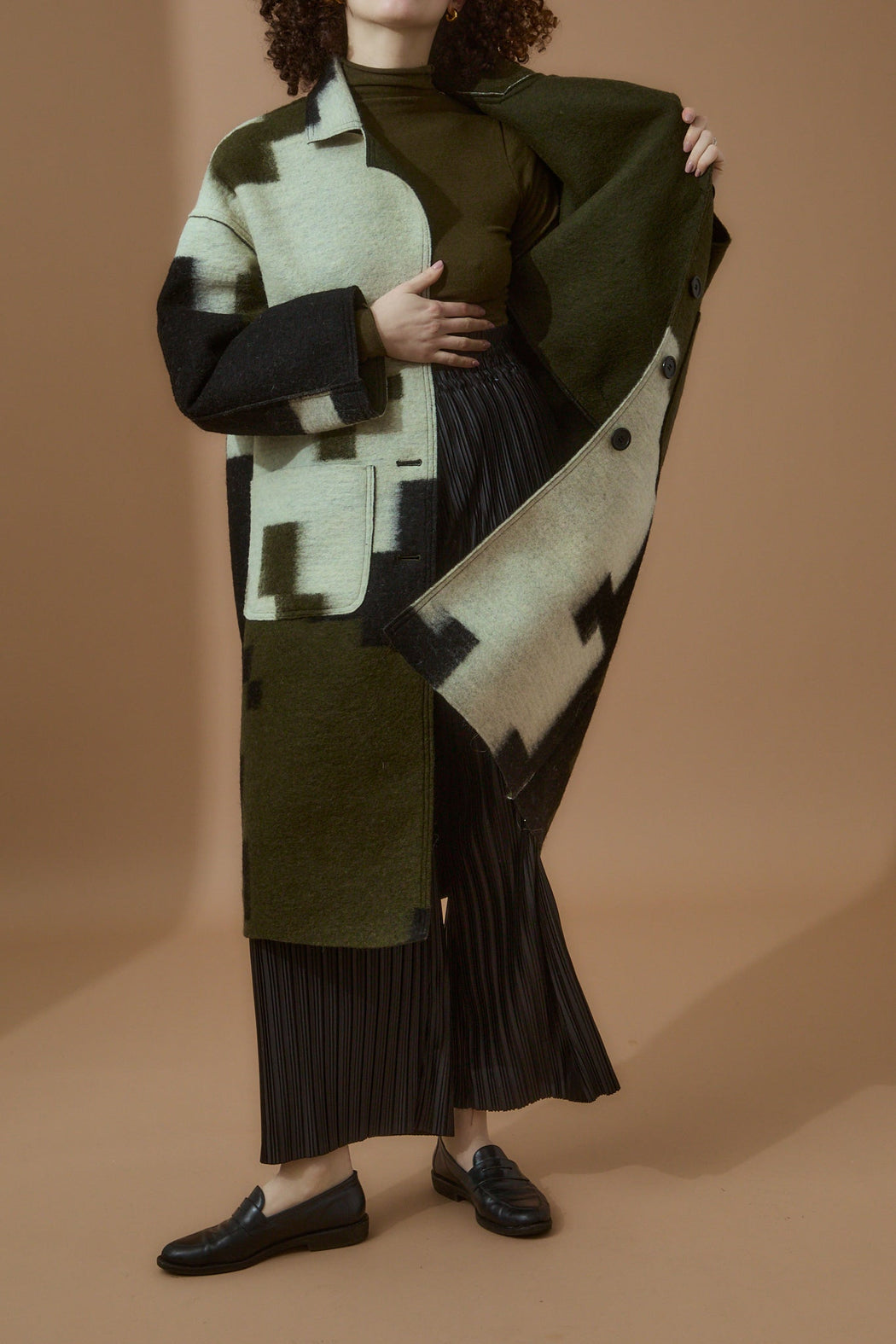 Proche | ABSTRACT REVERSIBLE WOOL OVERCOAT | Minneapolis | Hazel & Rose