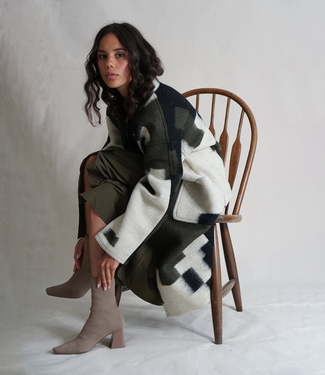 Proche | ABSTRACT REVERSIBLE WOOL OVERCOAT | Minneapolis | Hazel & Rose