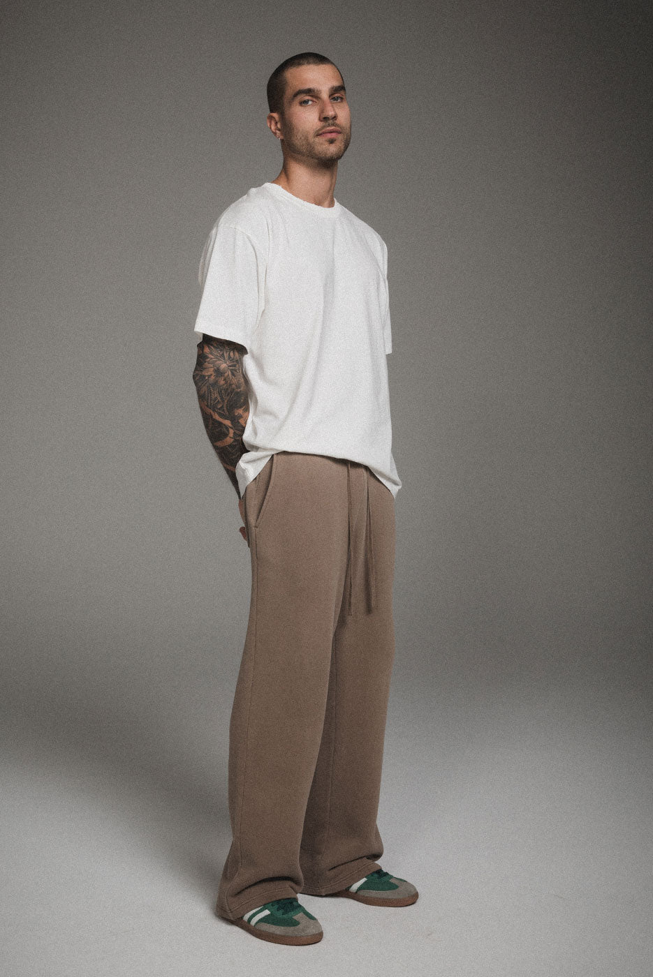 Elwood | Core Straight Leg Sweatpants | Vintage Brown | Plus Size | Hazel & Rose | Minneapolis