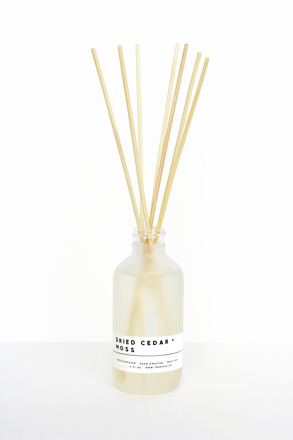 Dried Cedar + Moss | Reed Diffuser
