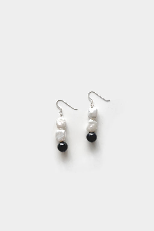 PEARL DROP EARRINGS