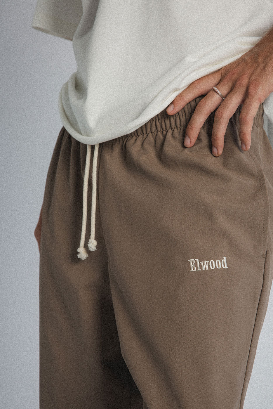 DUME NYLON PANT | DULL BROWN