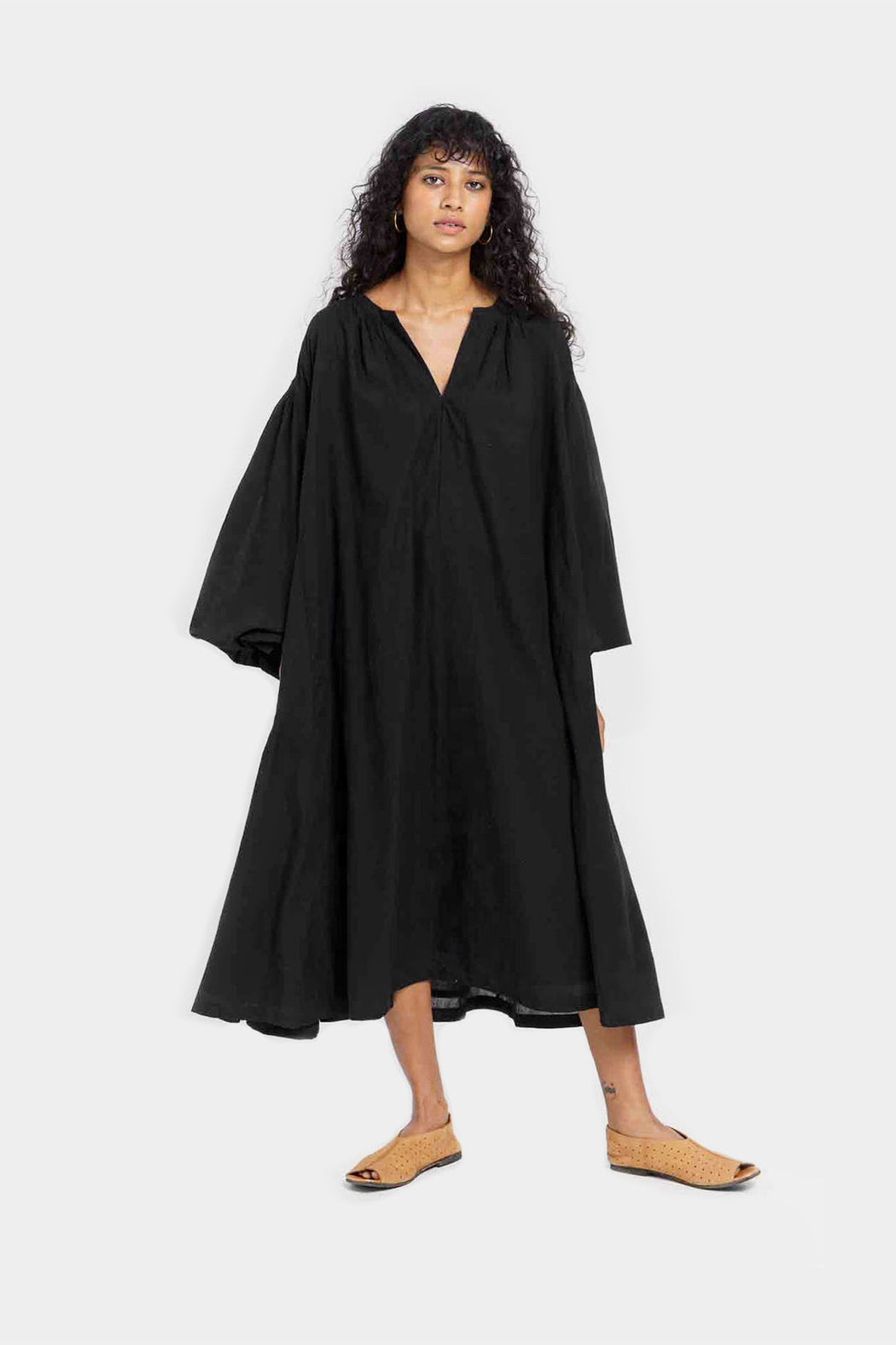 World Of Crow | Free Flowing Relaxed Midi Dress | Black | Hazel & Rose | Minneapolis