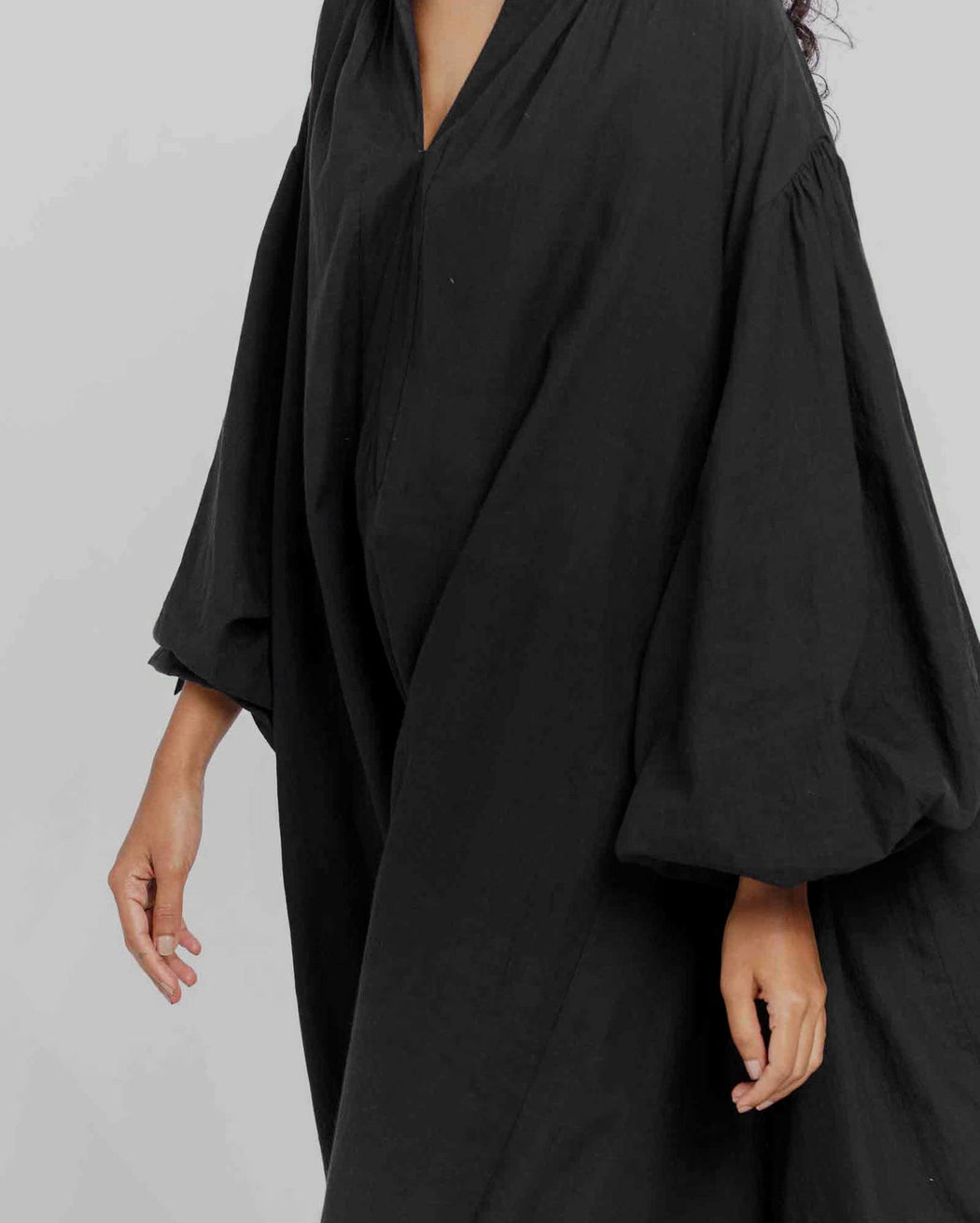 World Of Crow | Free Flowing Relaxed Midi Dress | Black | Hazel & Rose | Minneapolis