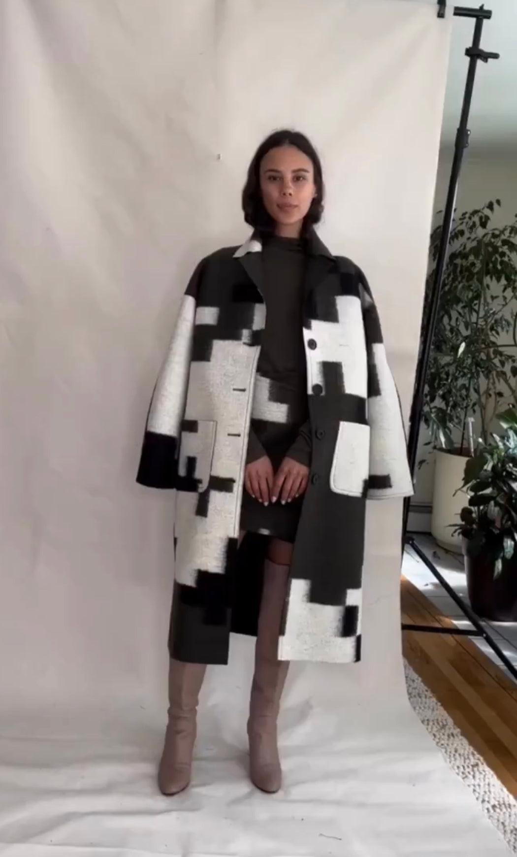 ABSTRACT REVERSIBLE WOOL OVERCOAT