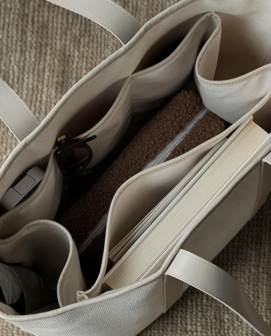 STRUCTURED TOTE BAG | TAN
