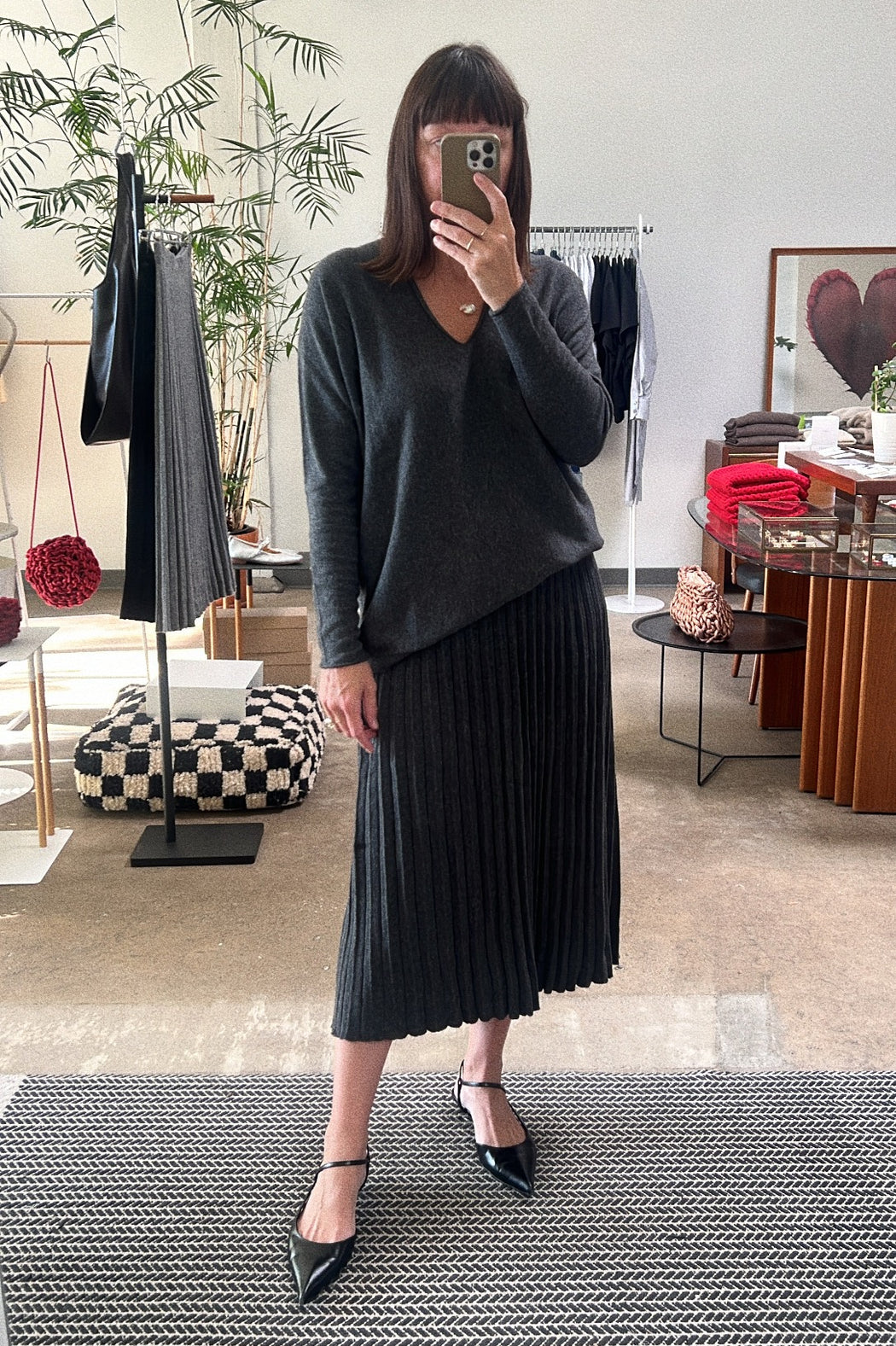 Cashmere Mix Pleated Skirt | Dark Grey