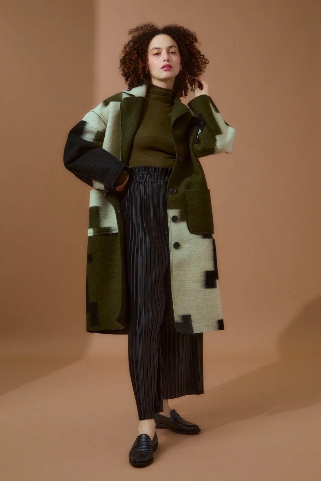 Proche | ABSTRACT REVERSIBLE WOOL OVERCOAT | Minneapolis | Hazel & Rose