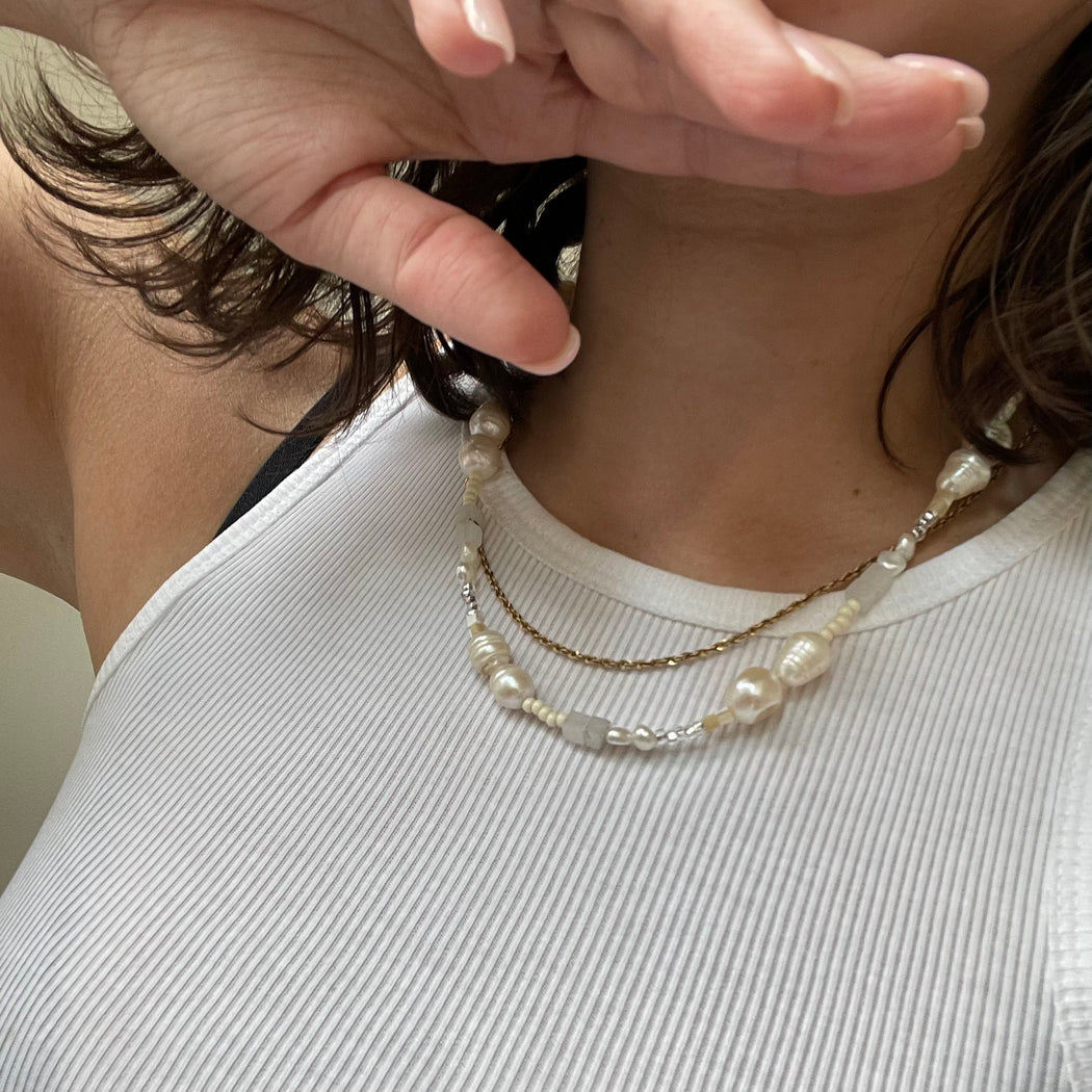 MIXED PEARLY NECKLACE