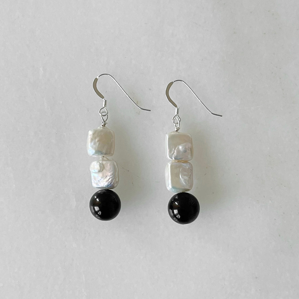 PEARL DROP EARRINGS