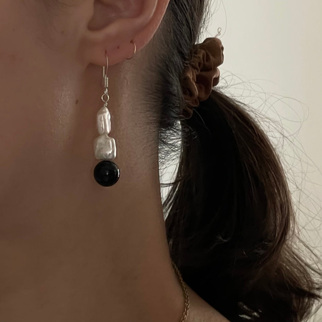 PEARL DROP EARRINGS