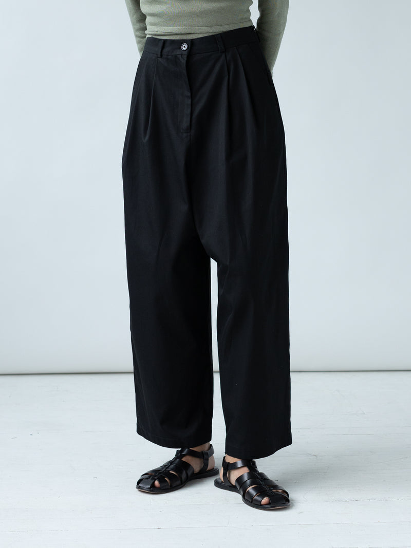 FISHERMAN SANDAL | ONYX
