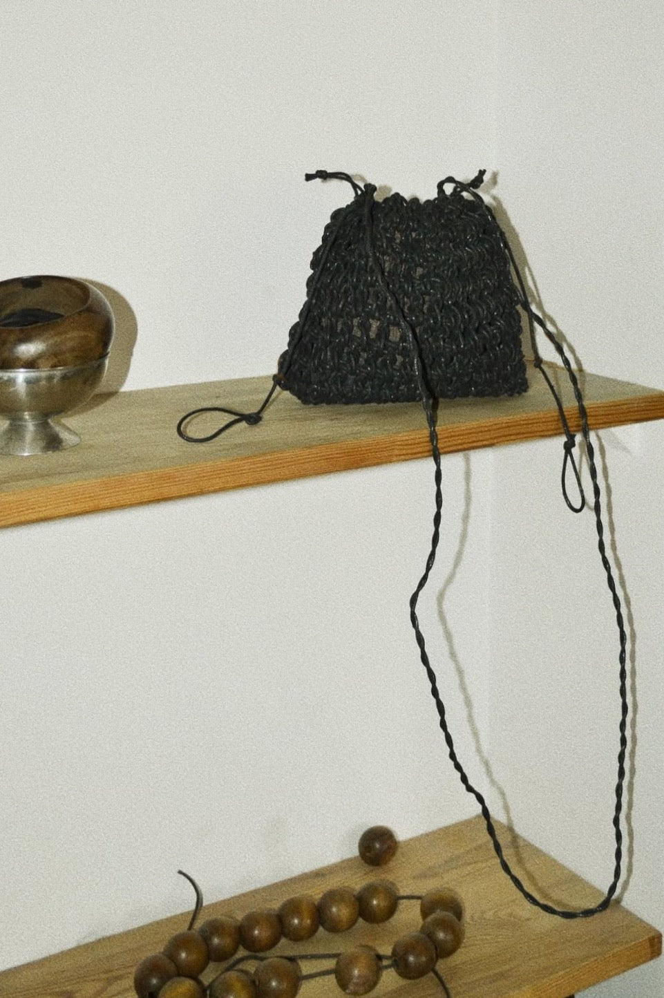 SLIPPERY POUCH | BLACK