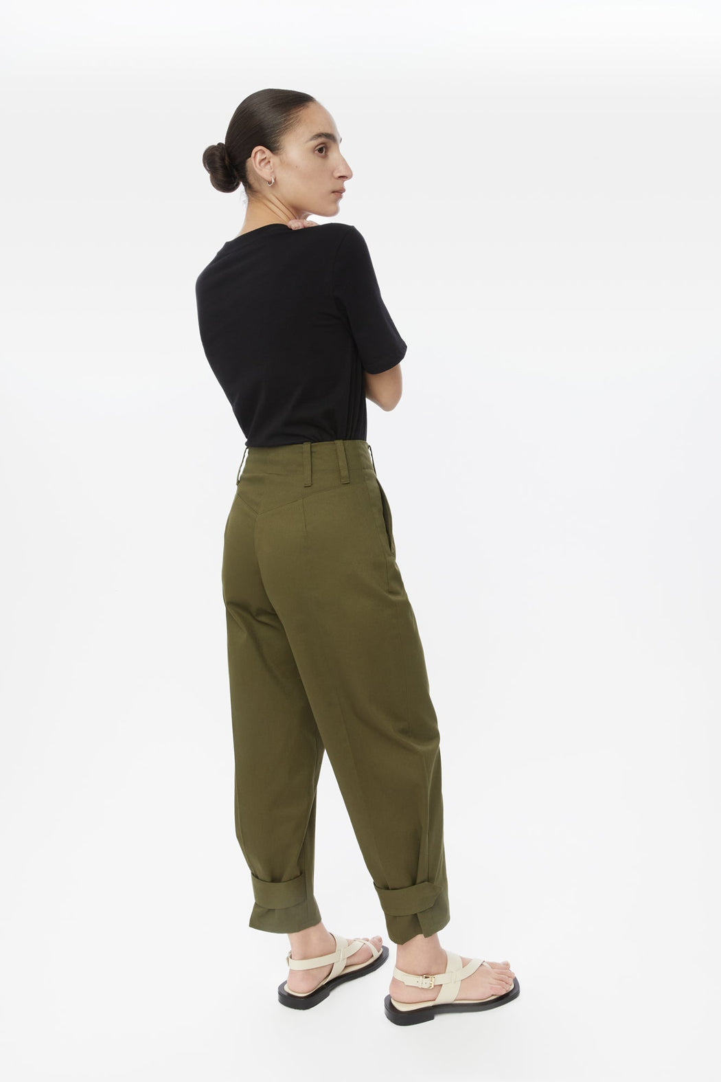 Dāl | CANVAS COTTON UTILITY TAPERED PANTS | OLIVE | Hazel & Rose | Minneapolis 