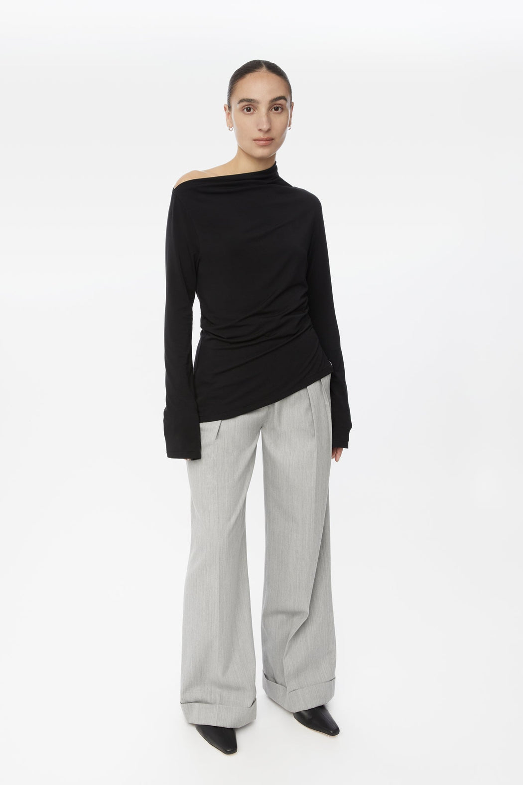 MODAL ASYMMETRIC KNIT TOP | BLACK