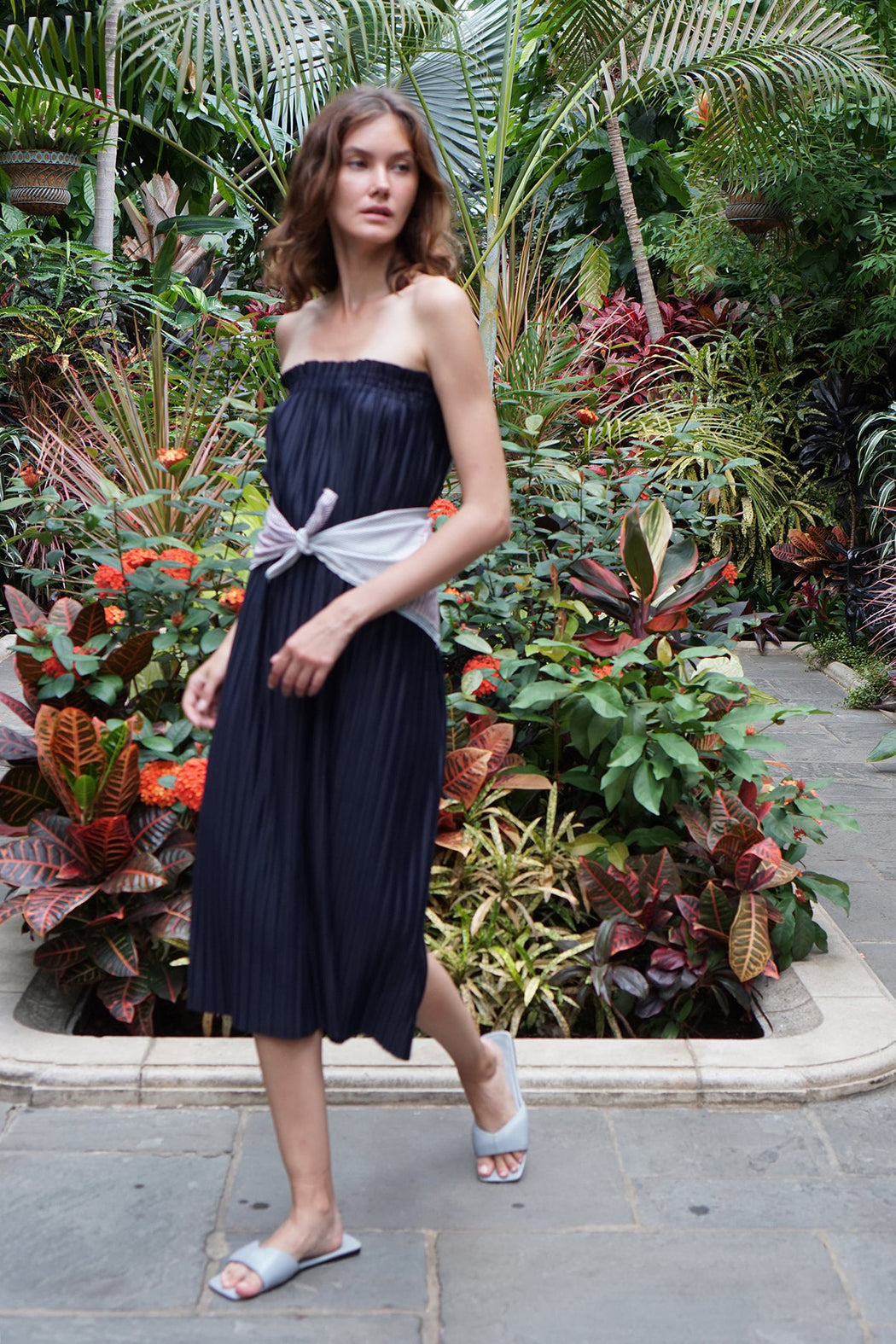 Proche | Convertible Pleated Column Skirt/Dress | Navy | Minneapolis