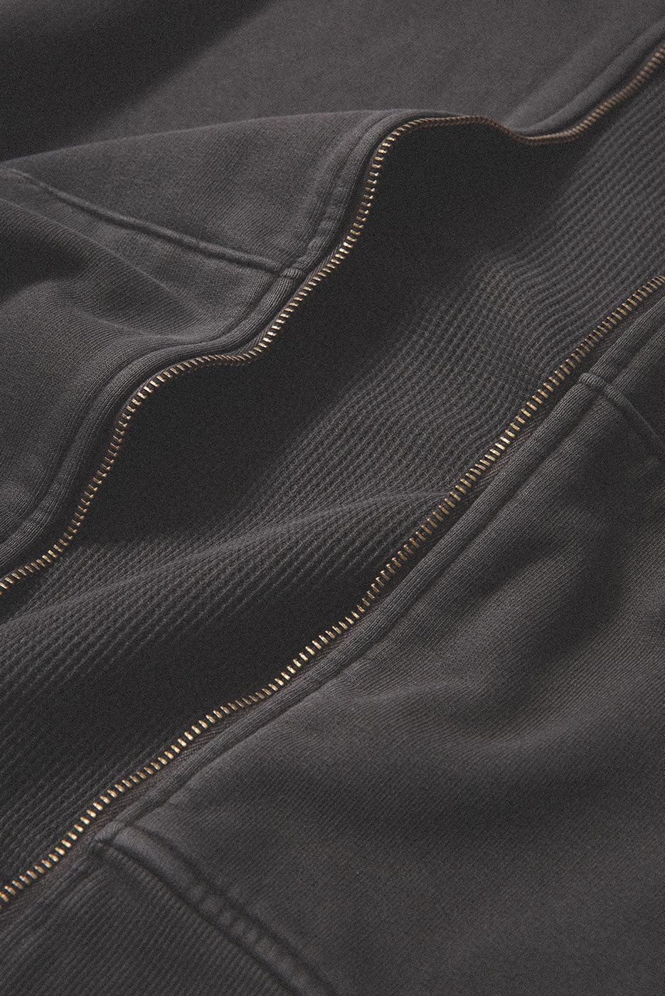 Core Zip Hoodie | Vintage Black