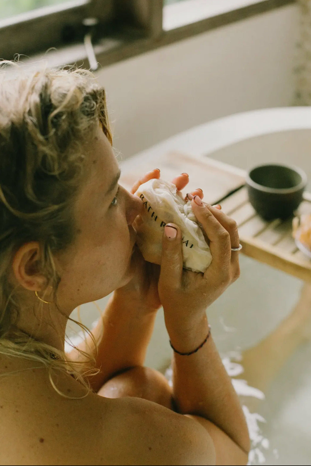 Palo Santo Bath Flakes