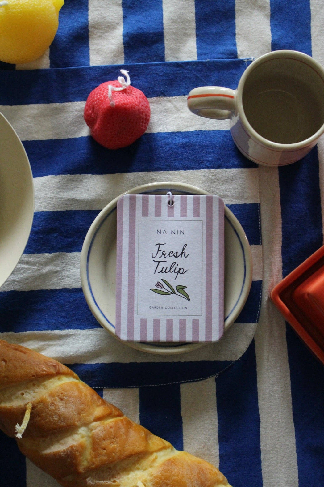 Fresh Tulip Fragrance Card