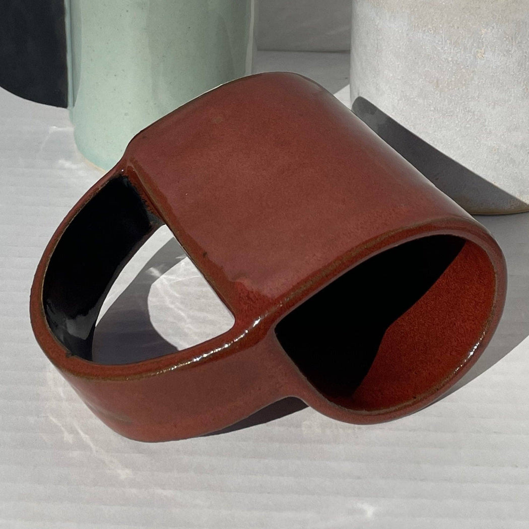 Cry Baby Taza Stoneware Mug | Brown