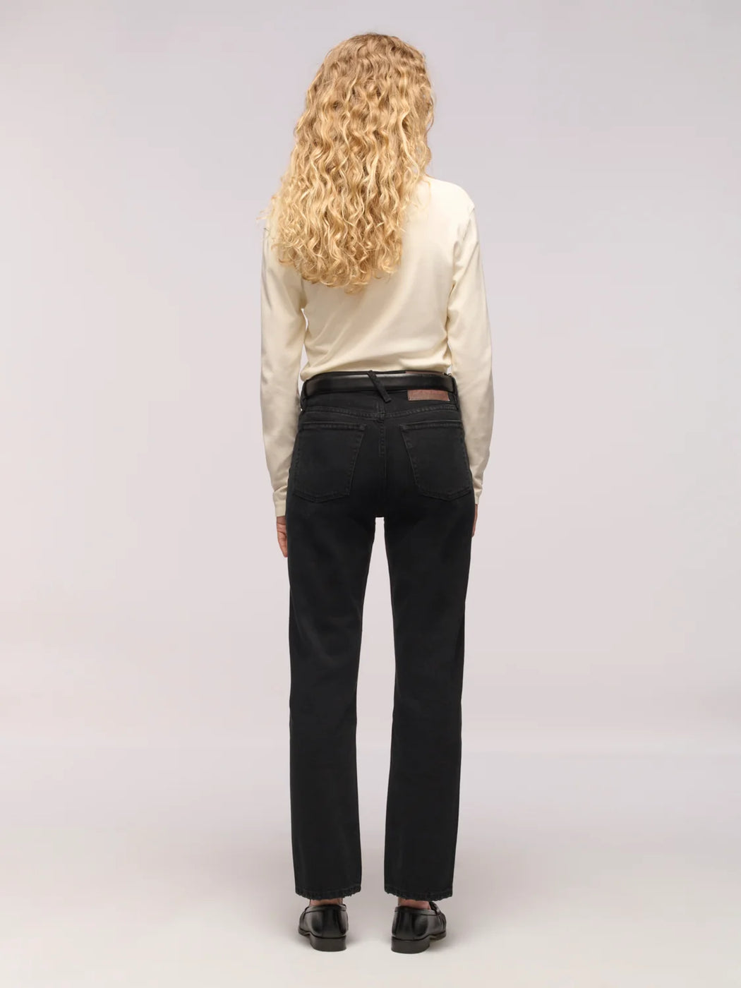 Calla Mid Rise Straight Ankle Jean | One Year Black