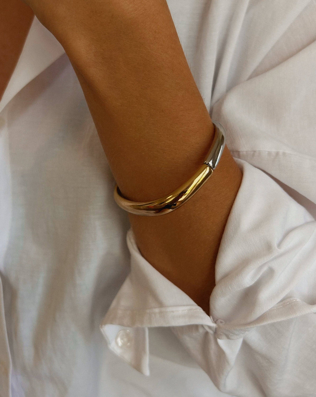 Align Bracelet | Two Tone Gold Silver Hinged Bangle