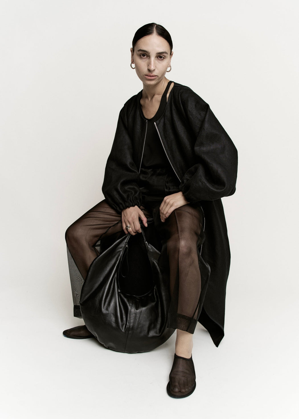 Linen O-Ring Coat | Black