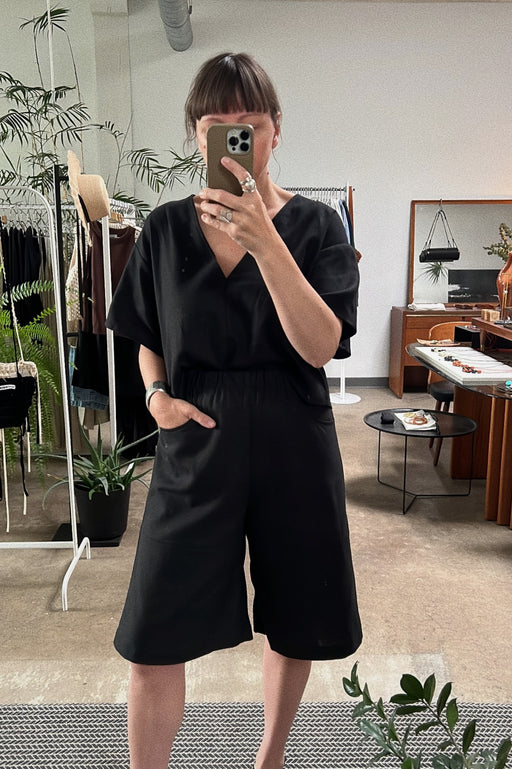 Modern Long Shorts | Black
