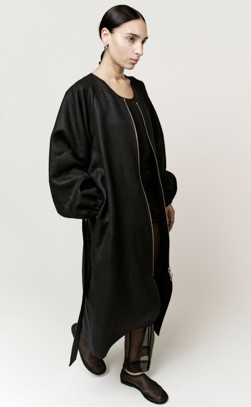 Linen O-Ring Coat | Black