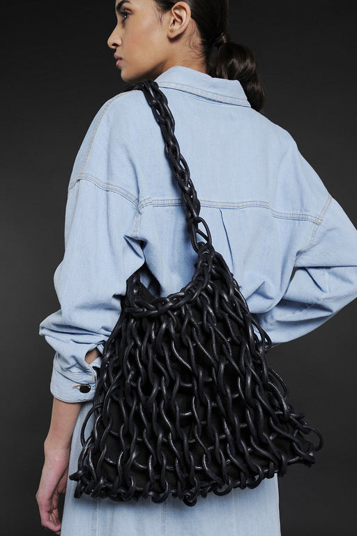 Agata | Waxed Black