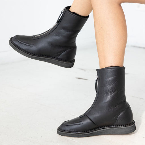 THE AURORA BOOT | Black