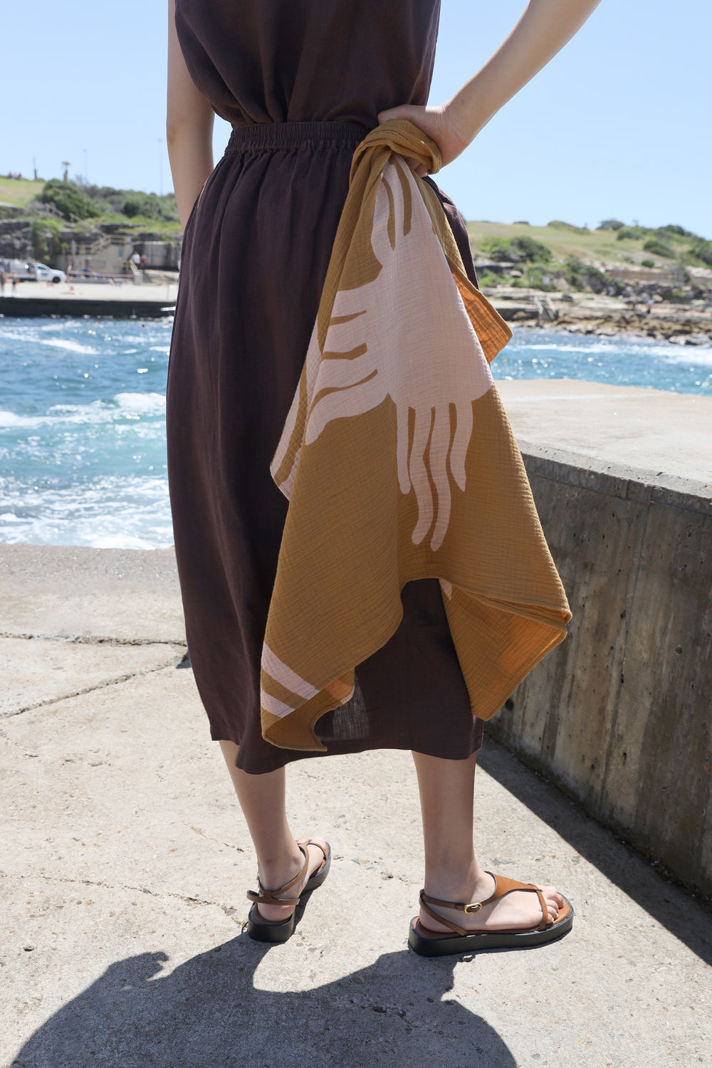 BASIC BUTTON FRONT SKIRT | CHOCOLATE