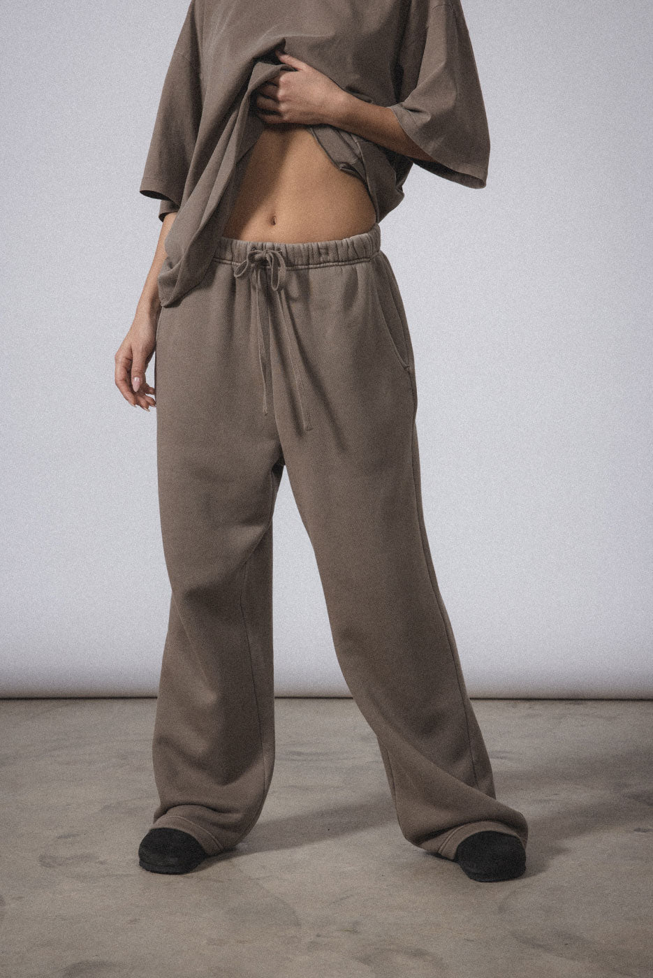 Elwood | Core Straight Leg Sweatpants | Vintage Brown | Plus Size | Hazel & Rose | Minneapolis