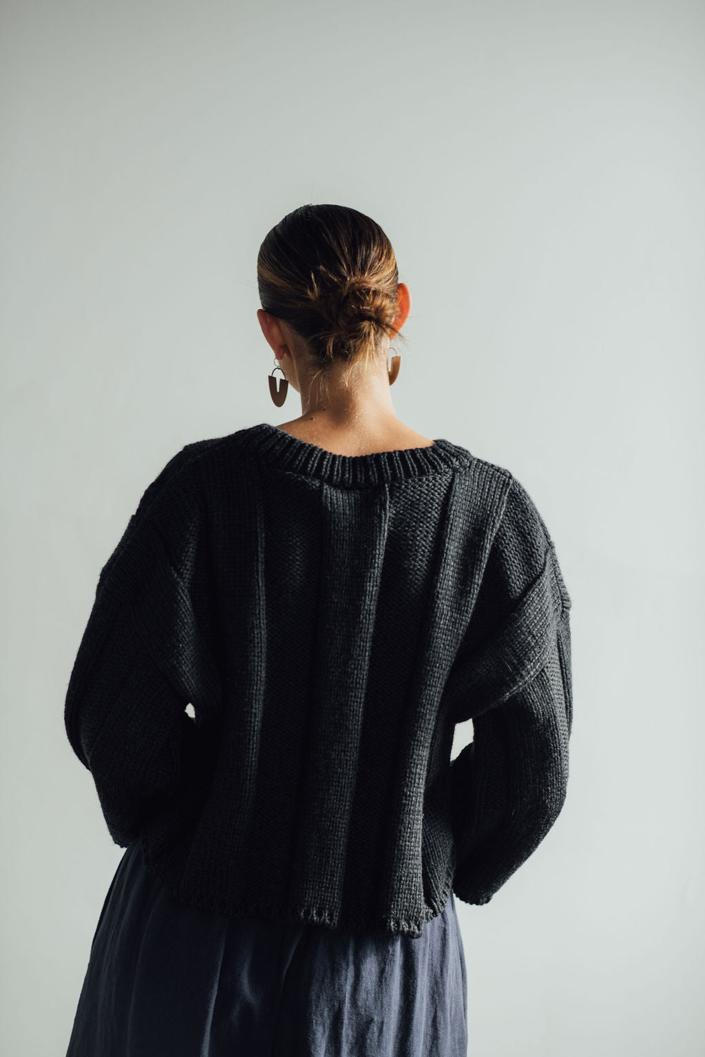 Wide Rib Wool Sweater | Carbon