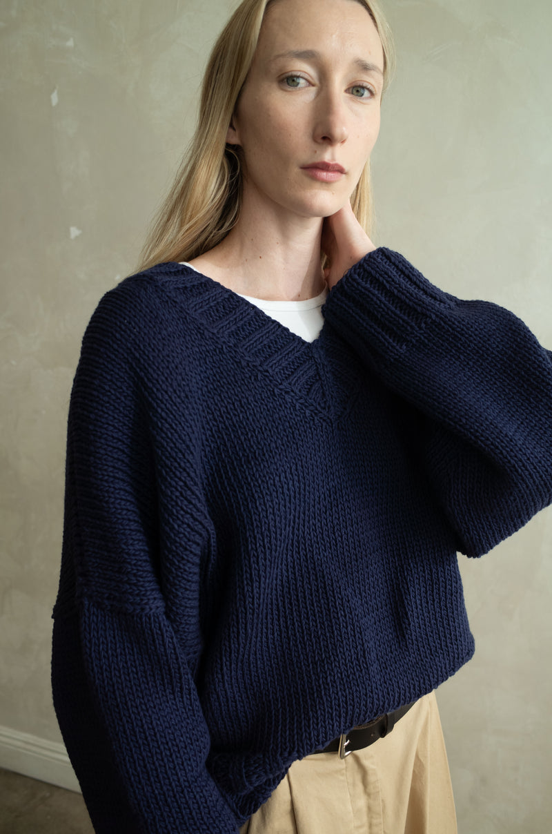 SHAINA MOTE | PAOLO V NECK | DARK IRIS | HAZEL & ROSE | MINNEAPOLIS