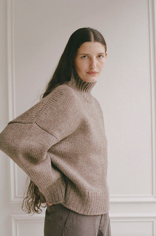RHYS SWEATER | TUNDRA