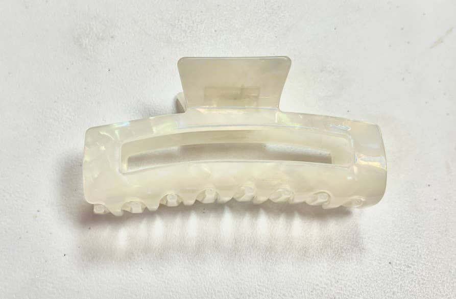 Jumbo Rectangle Cut-Out Jaws: WhiteTokyo