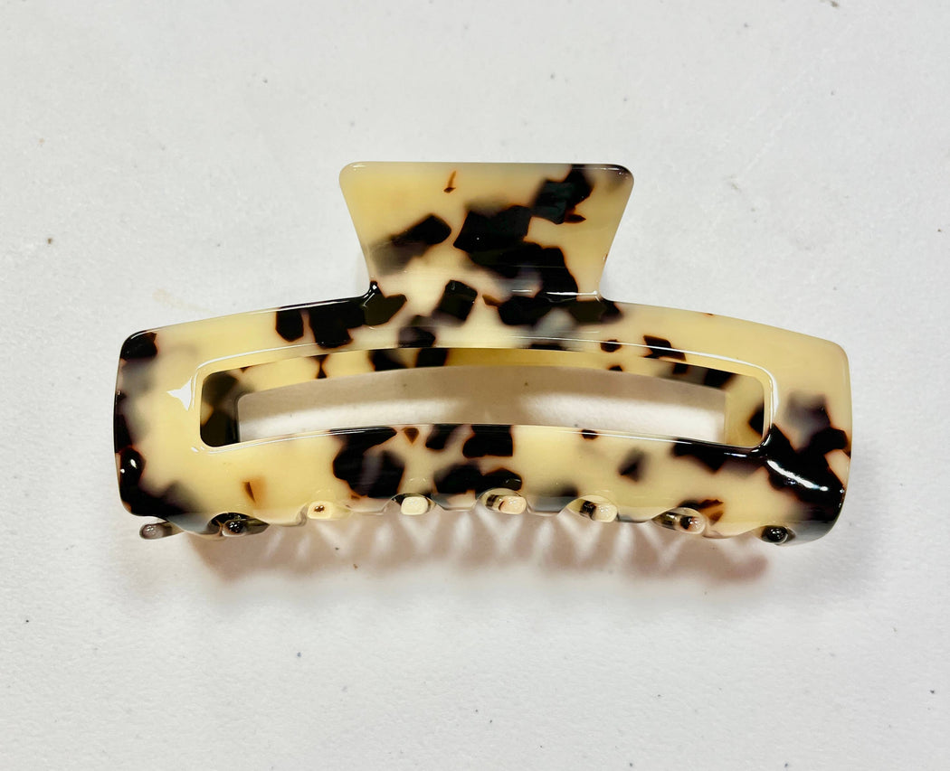 Jumbo Rectangle Cut-Out Jaws: WhiteTokyo