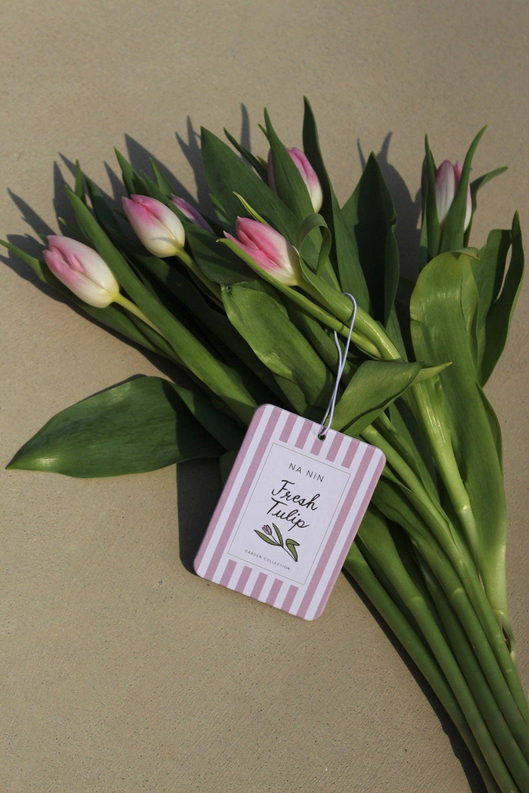 Fresh Tulip Fragrance Card
