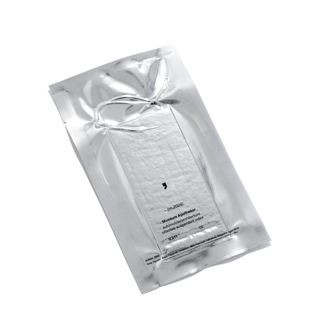 Artifact_0003 Architecture / Automobile Olfactive Suspended Index