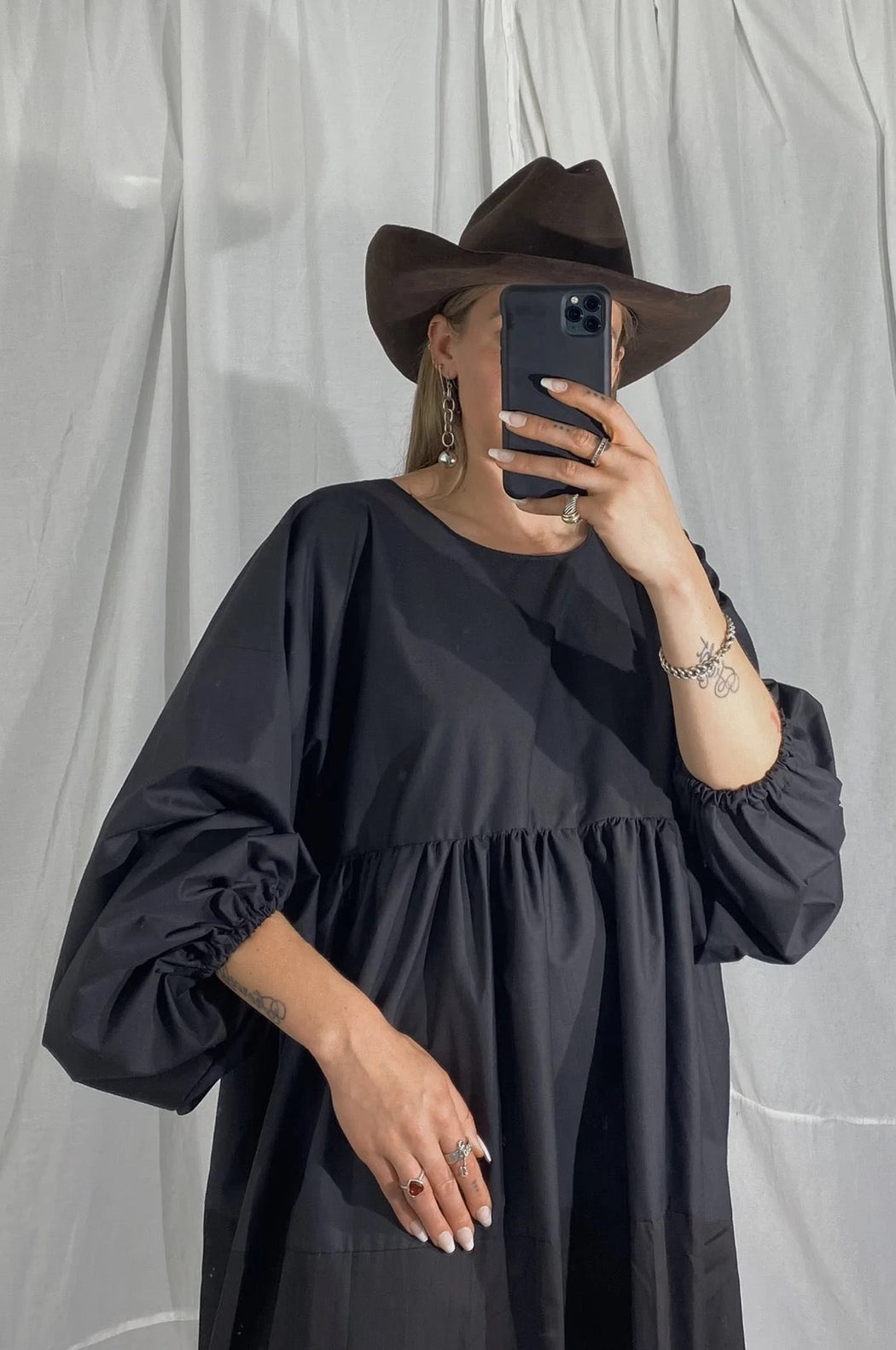 Maya Meyer | Flowing Midi Dress | Black | Plus Size | Hazel & Rose | Minneapolis