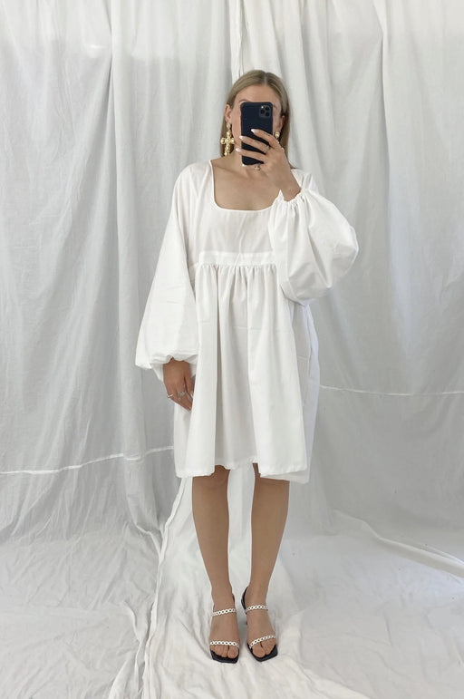 Maya Meyer | Flowing Dress | White | Plus Size | Hazel & Rose | Minneapolis